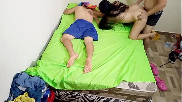 SPECTACULAR INFIDELITY IN FRONT OF THE HUSBAND!! SHE STARTED FUCKING WITH THE LOVER BECAUSE THE HUSBAND’S PENIS IS NOT WORKING!! THE DISSATISFIED OLD WOMAN HAS INTENSE SEX WITH THE LOVER IN FRONT OF THE HUSBAND. EXCLUSIVE REAL HOMEMADE PORN